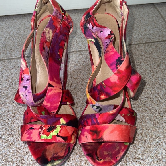 Floral platform heels - Picture 2 of 5